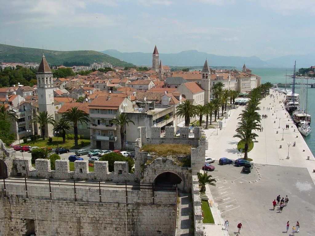 Apartment Fabijanko Oldtown Trogir Luaran gambar