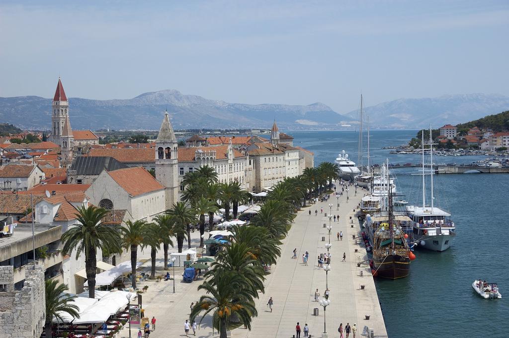 Apartment Fabijanko Oldtown Trogir Luaran gambar